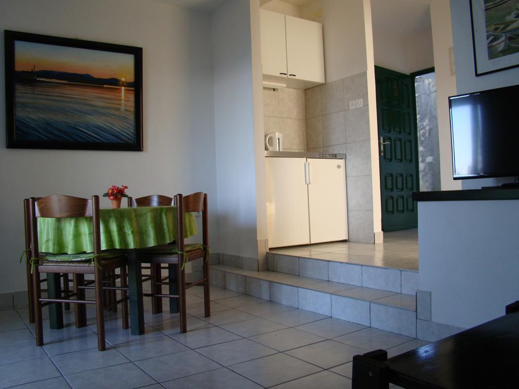 Apartments Sanda Murter Room photo