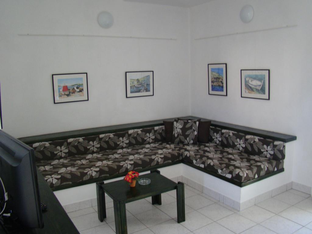 Apartments Sanda Murter Room photo